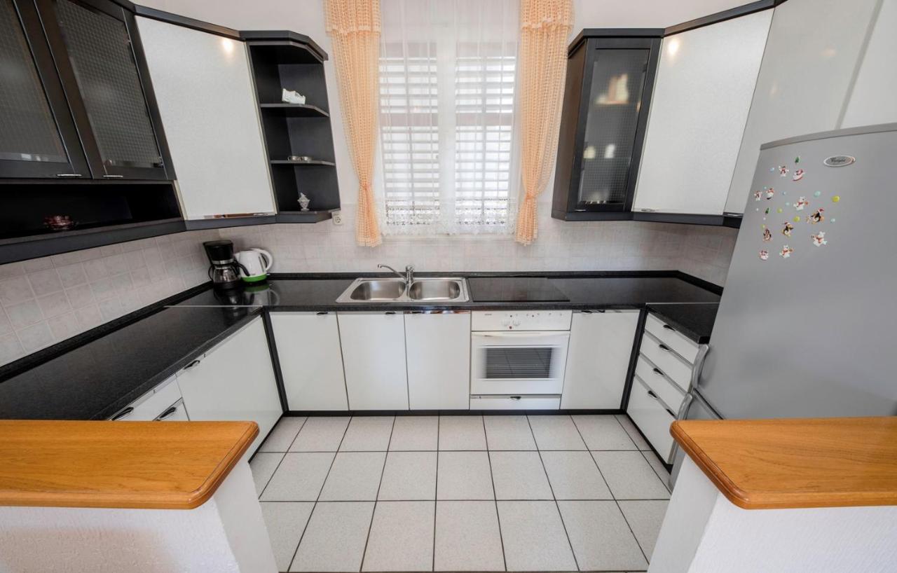 Apartments Stanicic Kampor Zewnętrze zdjęcie