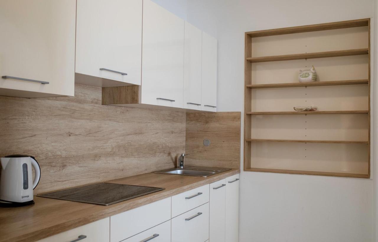 Apartments Stanicic Kampor Zewnętrze zdjęcie